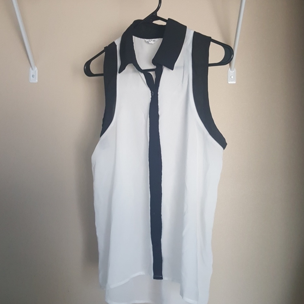 Aeropostale sleeveless top